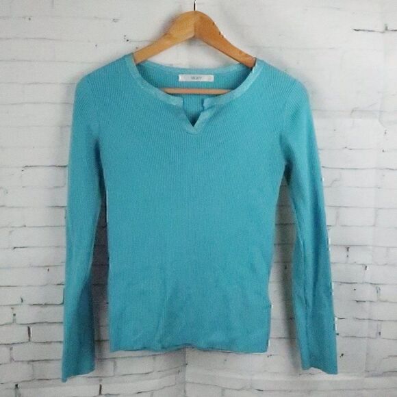 VICKY AQUA BLUE V NECK LONG SLEEVE RIBBED KNIT SWEATER WITH SPARKLE TRIM SIZE 2 - Picture 1 of 10
